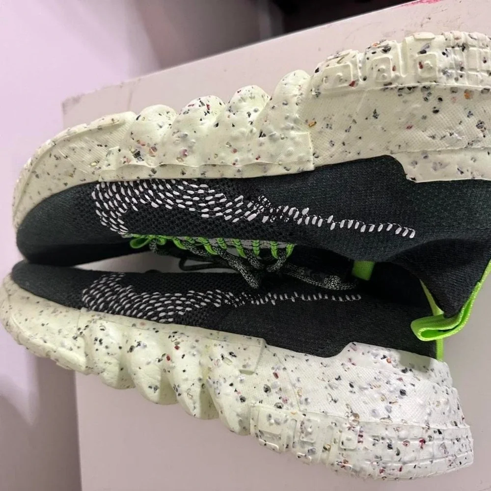 Size 13‎ - Nike Space Hippie Green Glow